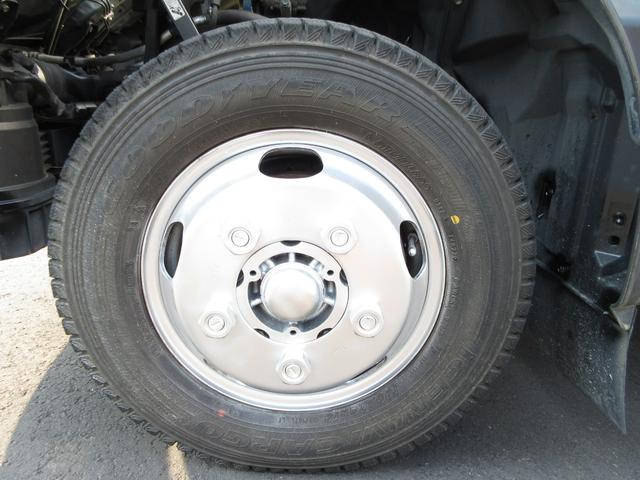 トヨエース 　低温冷蔵冷凍車－２２℃設定　スタンバイ　内寸２９５ｘ１６８ｘ１７７　５速　準中型免許　５ｔ免許　クールマスター間仕切り　４Ｌターボ　ＴＫＧ－ＸＺＵ６０５　最大積載量２０００キロ　車両総重量４９６５キロ（50枚目）