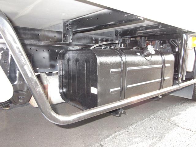 トヨエース 　低温冷蔵冷凍車－２２℃設定　スタンバイ　内寸２９５ｘ１６８ｘ１７７　５速　準中型免許　５ｔ免許　クールマスター間仕切り　４Ｌターボ　ＴＫＧ－ＸＺＵ６０５　最大積載量２０００キロ　車両総重量４９６５キロ（62枚目）