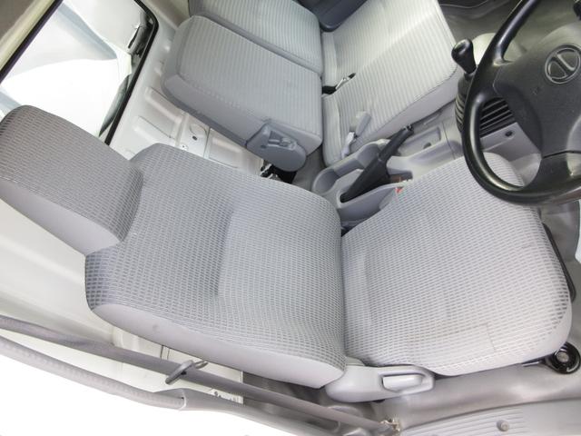 デュトロ アルミウイング 6速 内寸442x209x206 ワイドロング 準中型免許 2t積載 4Lターボ TKG-XZU710M ウイングシートコーキング処理 最大積載量2000キロ 車両総重量5695キロ(5枚目)