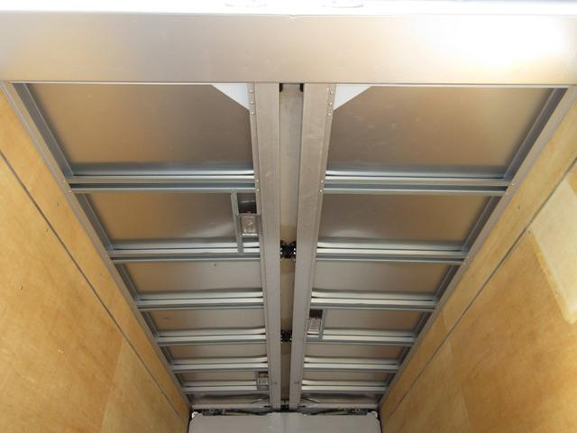 デュトロ アルミウイング 6速 内寸442x209x206 ワイドロング 準中型免許 2t積載 4Lターボ TKG-XZU710M ウイングシートコーキング処理 最大積載量2000キロ 車両総重量5695キロ(26枚目)