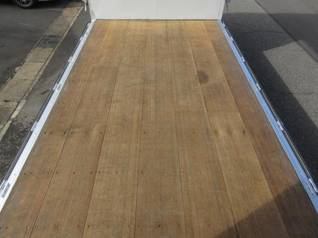 デュトロ アルミウイング 6速 内寸442x209x206 ワイドロング 準中型免許 2t積載 4Lターボ TKG-XZU710M ウイングシートコーキング処理 最大積載量2000キロ 車両総重量5695キロ(39枚目)