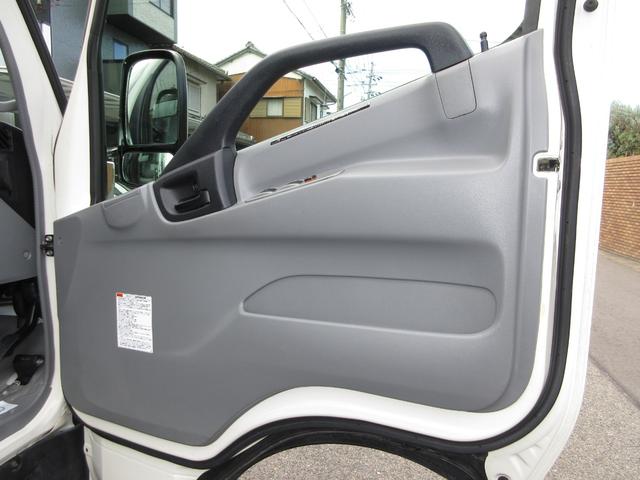 デュトロ アルミウイング 6速 内寸442x209x206 ワイドロング 準中型免許 2t積載 4Lターボ TKG-XZU710M ウイングシートコーキング処理 最大積載量2000キロ 車両総重量5695キロ(41枚目)