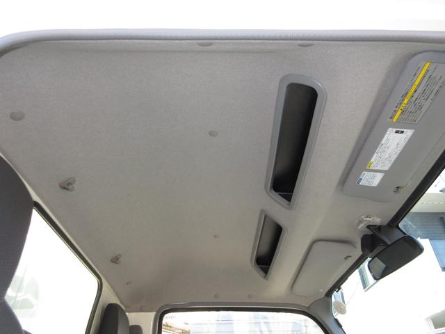 ダイナトラック 　アルミバン　垂直パワーゲート　ＡＴ　内寸３２３ｘ１７７ｘ１８７　標準ショート　準中型免許　リアカメラ　２ｔ　４Ｌターボ　オートマ　２ＲＧ－ＸＺＵ６０５　最大積載量２０００キロ　車両総重量５３６５キロ（15枚目）
