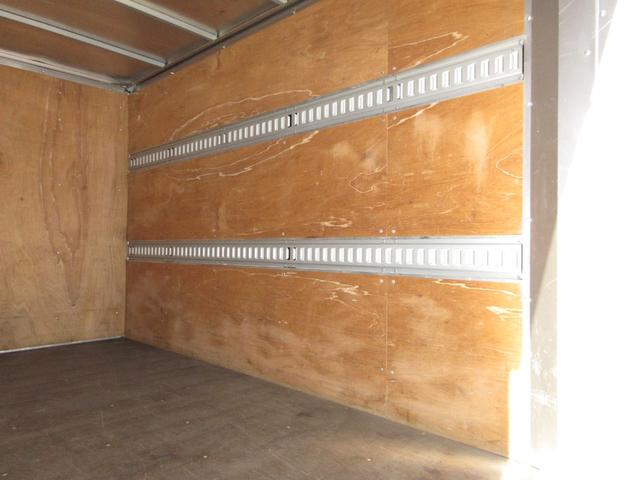 ダイナトラック 　アルミバン　垂直パワーゲート　ＡＴ　内寸３２３ｘ１７７ｘ１８７　標準ショート　準中型免許　リアカメラ　２ｔ　４Ｌターボ　オートマ　２ＲＧ－ＸＺＵ６０５　最大積載量２０００キロ　車両総重量５３６５キロ（27枚目）