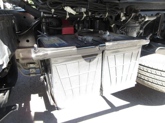 ダイナトラック 　アルミバン　垂直パワーゲート　ＡＴ　内寸３２３ｘ１７７ｘ１８７　標準ショート　準中型免許　リアカメラ　２ｔ　４Ｌターボ　オートマ　２ＲＧ－ＸＺＵ６０５　最大積載量２０００キロ　車両総重量５３６５キロ（65枚目）