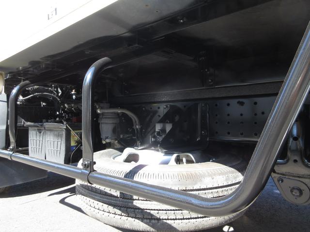 ダイナトラック 　アルミバン　垂直パワーゲート　ＡＴ　内寸３２３ｘ１７７ｘ１８７　標準ショート　準中型免許　リアカメラ　２ｔ　４Ｌターボ　オートマ　２ＲＧ－ＸＺＵ６０５　最大積載量２０００キロ　車両総重量５３６５キロ（66枚目）