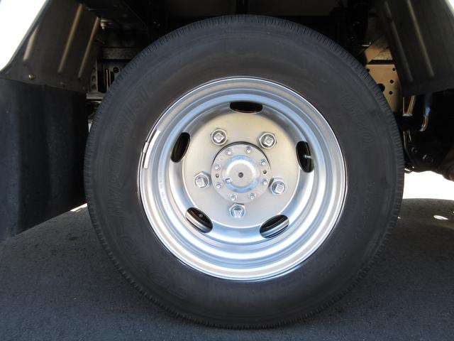 ダイナトラック 　アルミバン　垂直パワーゲート　ＡＴ　内寸３２３ｘ１７７ｘ１８７　標準ショート　準中型免許　リアカメラ　２ｔ　４Ｌターボ　オートマ　２ＲＧ－ＸＺＵ６０５　最大積載量２０００キロ　車両総重量５３６５キロ（70枚目）