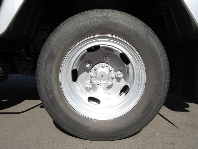 ダイナトラック 　アルミバン　垂直パワーゲート　ＡＴ　内寸３２３ｘ１７７ｘ１８７　標準ショート　準中型免許　リアカメラ　２ｔ　４Ｌターボ　オートマ　２ＲＧ－ＸＺＵ６０５　最大積載量２０００キロ　車両総重量５３６５キロ（75枚目）