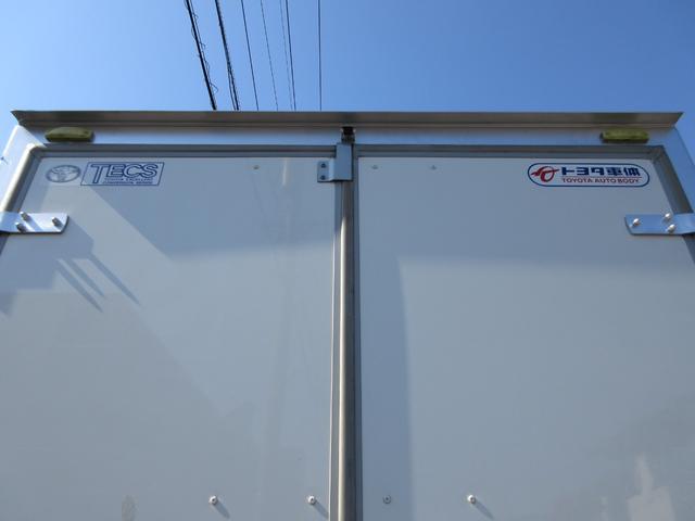 ダイナトラック 　アルミバン　垂直パワーゲート　ＡＴ　内寸３２３ｘ１７７ｘ１８７　標準ショート　準中型免許　リアカメラ　２ｔ　４Ｌターボ　オートマ　２ＲＧ－ＸＺＵ６０５　最大積載量２０００キロ　車両総重量５３６５キロ（78枚目）