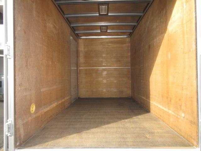 ダイナトラック アルミバン セミロング AT 5t免許 内寸372x179x205 2t積載 準中型 観音ドア交換済 4Lターボ コーキング処理済 TKG-XZC645 最大積載量2000キロ 車両総重量4865キロ(7枚目)