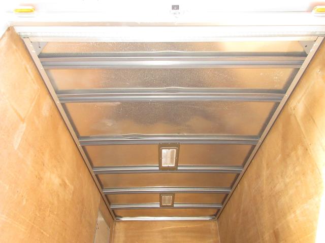 ダイナトラック アルミバン セミロング AT 5t免許 内寸372x179x205 2t積載 準中型 観音ドア交換済 4Lターボ コーキング処理済 TKG-XZC645 最大積載量2000キロ 車両総重量4865キロ(26枚目)