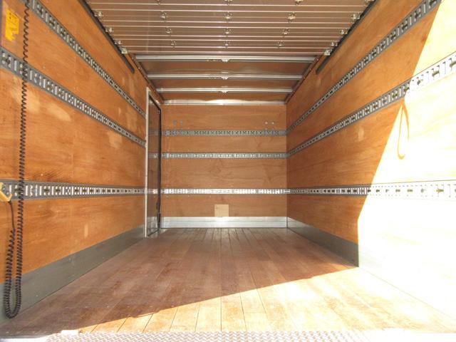 デュトロ 　アルミバン　マルチパワーゲート　内寸４２０ｘ２０８ｘ１９３　ワイドロング　準中型免許　スライドドア　４Ｌターボ　６速　シャッター　ＢＤＧ－ＸＺＵ４１４Ｍ　最大積載量３５５０キロ　車両総重量７４９５キロ（7枚目）