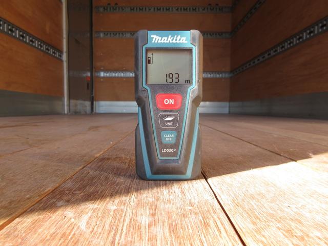 デュトロ 　アルミバン　マルチパワーゲート　内寸４２０ｘ２０８ｘ１９３　ワイドロング　準中型免許　スライドドア　４Ｌターボ　６速　シャッター　ＢＤＧ－ＸＺＵ４１４Ｍ　最大積載量３５５０キロ　車両総重量７４９５キロ（31枚目）