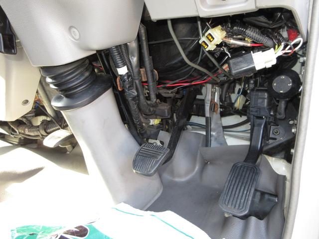 デュトロ 　アルミバン　マルチパワーゲート　内寸４２０ｘ２０８ｘ１９３　ワイドロング　準中型免許　スライドドア　４Ｌターボ　６速　シャッター　ＢＤＧ－ＸＺＵ４１４Ｍ　最大積載量３５５０キロ　車両総重量７４９５キロ（42枚目）