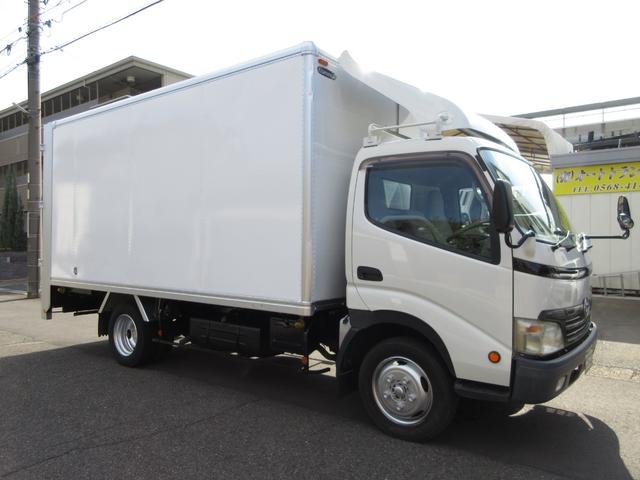 ダイナトラック アルミバン 垂直パワーゲート 内寸450x209x202 ワイドロング AT 準中型免許 カメラ 2t積載 4Lターボ AT BDG-XZU414 最大積載量2000キロ 車両総重量5865キロ(9枚目)