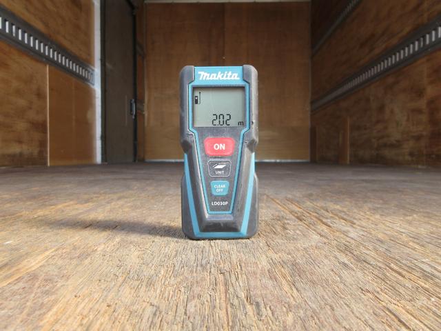 ダイナトラック アルミバン 垂直パワーゲート 内寸450x209x202 ワイドロング AT 準中型免許 カメラ 2t積載 4Lターボ AT BDG-XZU414 最大積載量2000キロ 車両総重量5865キロ(30枚目)