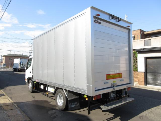 デュトロ 中温冷蔵冷凍車-5℃設定 AT 内寸421x188x202 ワイドロング リアカメラ 準中型免許 4Lターボ BDG-XZU414M コーキング処理済 最大積載量3000キロ 車両総重量6735キロ(11枚目)