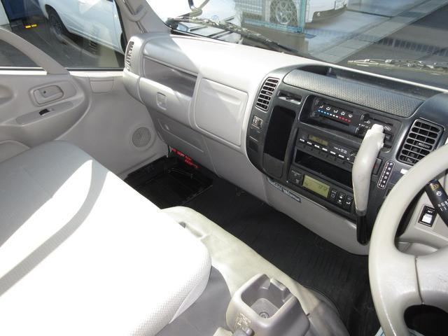 デュトロ 中温冷蔵冷凍車-5℃設定 AT 内寸421x188x202 ワイドロング リアカメラ 準中型免許 4Lターボ BDG-XZU414M コーキング処理済 最大積載量3000キロ 車両総重量6735キロ(16枚目)