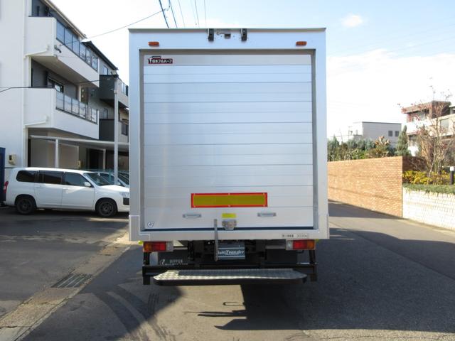 デュトロ 中温冷蔵冷凍車-5℃設定 AT 内寸421x188x202 ワイドロング リアカメラ 準中型免許 4Lターボ BDG-XZU414M コーキング処理済 最大積載量3000キロ 車両総重量6735キロ(18枚目)