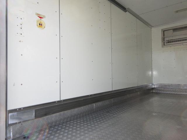 デュトロ 中温冷蔵冷凍車-5℃設定 AT 内寸421x188x202 ワイドロング リアカメラ 準中型免許 4Lターボ BDG-XZU414M コーキング処理済 最大積載量3000キロ 車両総重量6735キロ(25枚目)