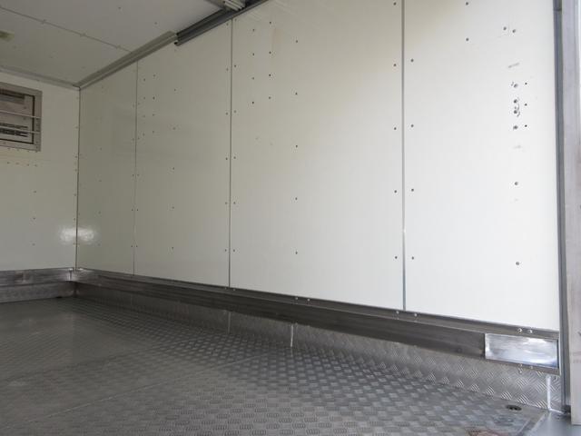 デュトロ 中温冷蔵冷凍車-5℃設定 AT 内寸421x188x202 ワイドロング リアカメラ 準中型免許 4Lターボ BDG-XZU414M コーキング処理済 最大積載量3000キロ 車両総重量6735キロ(27枚目)