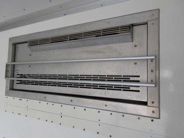 デュトロ 中温冷蔵冷凍車-5℃設定 AT 内寸421x188x202 ワイドロング リアカメラ 準中型免許 4Lターボ BDG-XZU414M コーキング処理済 最大積載量3000キロ 車両総重量6735キロ(34枚目)