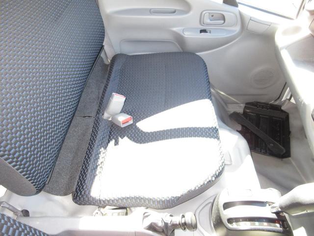 ダイナトラック アルミバン 垂直パワーゲート AT 5t限定免許可 内寸310x177x204 5m未満 準中型免許 キッチンカー 4Lターボ 2RG-XZC605 最大積載量1900キロ 車両総重量4985キロ(14枚目)