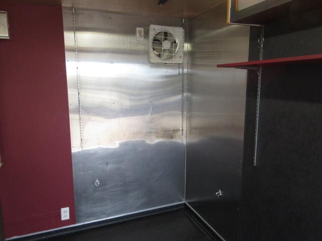 ダイナトラック アルミバン 垂直パワーゲート AT 5t限定免許可 内寸310x177x204 5m未満 準中型免許 キッチンカー 4Lターボ 2RG-XZC605 最大積載量1900キロ 車両総重量4985キロ(35枚目)