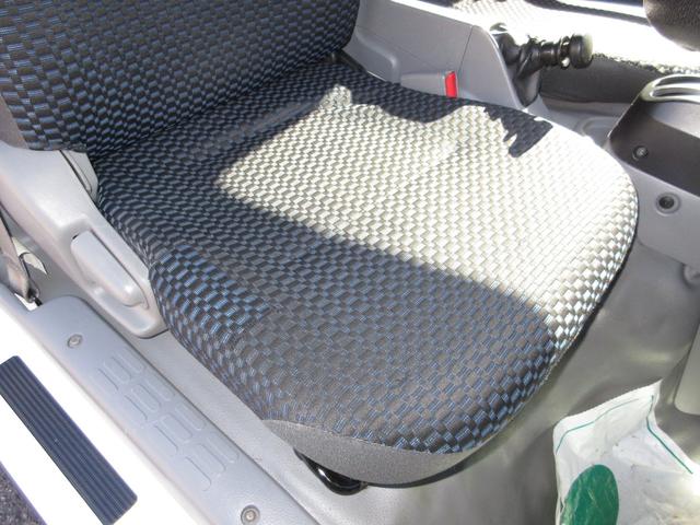 ダイナトラック アルミバン 垂直パワーゲート AT 5t限定免許可 内寸310x177x204 5m未満 準中型免許 キッチンカー 4Lターボ 2RG-XZC605 最大積載量1900キロ 車両総重量4985キロ(44枚目)