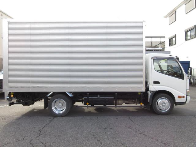 デュトロ 　アルミバン　マルチパワーゲート　内寸４４７ｘ１７８ｘ２２０　標準ロング　カメラ　準中型免許　４Ｌターボ　ＡＴ　コーキング処理済み　ＴＫＧ－ＸＺＵ６５０Ｍ　最大積載量２９５０キロ　車両総重量６４２５キロ（24枚目）
