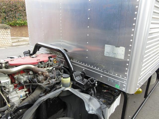 デュトロ 　アルミバン　マルチパワーゲート　内寸４４７ｘ１７８ｘ２２０　標準ロング　カメラ　準中型免許　４Ｌターボ　ＡＴ　コーキング処理済み　ＴＫＧ－ＸＺＵ６５０Ｍ　最大積載量２９５０キロ　車両総重量６４２５キロ（58枚目）