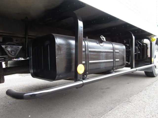 デュトロ 　アルミバン　マルチパワーゲート　内寸４４７ｘ１７８ｘ２２０　標準ロング　カメラ　準中型免許　４Ｌターボ　ＡＴ　コーキング処理済み　ＴＫＧ－ＸＺＵ６５０Ｍ　最大積載量２９５０キロ　車両総重量６４２５キロ（66枚目）