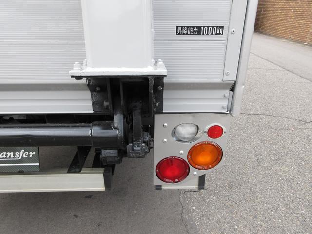 デュトロ 　アルミバン　マルチパワーゲート　内寸４４７ｘ１７８ｘ２２０　標準ロング　カメラ　準中型免許　４Ｌターボ　ＡＴ　コーキング処理済み　ＴＫＧ－ＸＺＵ６５０Ｍ　最大積載量２９５０キロ　車両総重量６４２５キロ（79枚目）