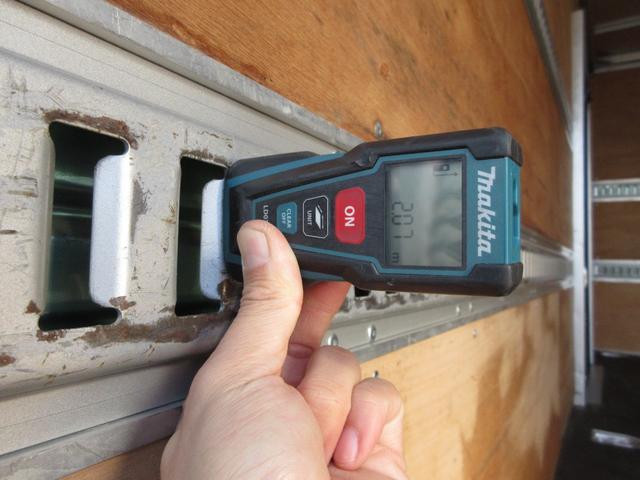 ダイナトラック 　アルミバン　垂直パワーゲート　内寸４５２ｘ２０７ｘ２１７　ワイドロング　ＡＴ　準中型免許　スライドドア　３ｔ積載　４Ｌターボ　ＡＴ　ＴＫＧ－ＸＺＵ７１０　最大積載量３０００キロ　車両総重量６９４５キロ（29枚目）