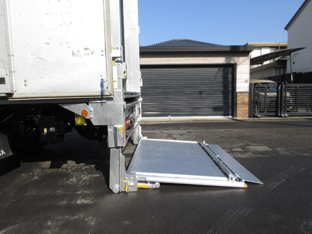 ダイナトラック 　アルミバン　垂直パワーゲート　内寸４５２ｘ２０７ｘ２１７　ワイドロング　ＡＴ　準中型免許　スライドドア　３ｔ積載　４Ｌターボ　ＡＴ　ＴＫＧ－ＸＺＵ７１０　最大積載量３０００キロ　車両総重量６９４５キロ（32枚目）