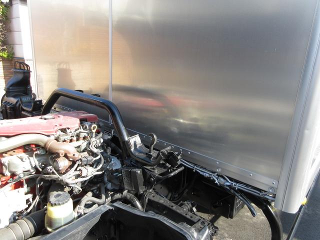 ダイナトラック 　アルミバン　垂直パワーゲート　内寸４５２ｘ２０７ｘ２１７　ワイドロング　ＡＴ　準中型免許　スライドドア　３ｔ積載　４Ｌターボ　ＡＴ　ＴＫＧ－ＸＺＵ７１０　最大積載量３０００キロ　車両総重量６９４５キロ（57枚目）