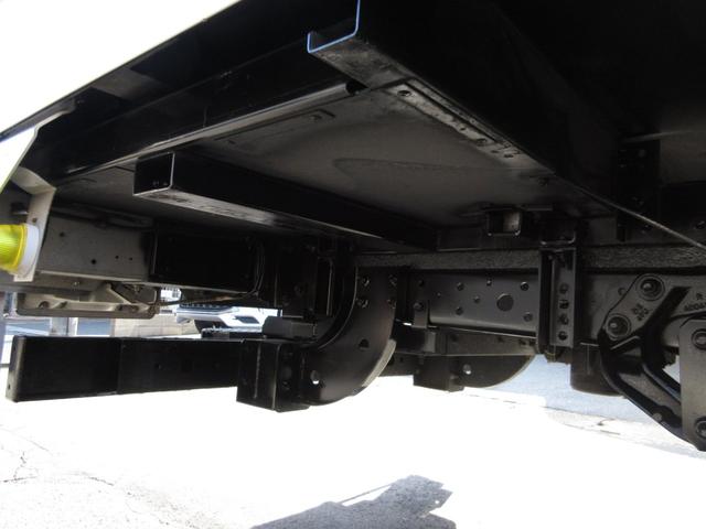 ダイナトラック 　アルミバン　垂直パワーゲート　内寸４５２ｘ２０７ｘ２１７　ワイドロング　ＡＴ　準中型免許　スライドドア　３ｔ積載　４Ｌターボ　ＡＴ　ＴＫＧ－ＸＺＵ７１０　最大積載量３０００キロ　車両総重量６９４５キロ（69枚目）