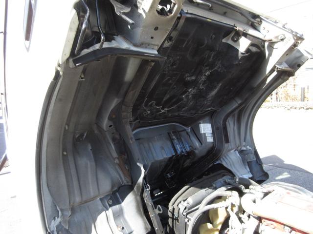 ダイナトラック アルミバン 垂直パワーゲート 内寸445x177x207 標準ロング AT 準中型免許 2t積載 4Lターボ BDG-XZU348 観音ドア交換済み 最大積載量2000キロ 車両総重量5565キロ(56枚目)