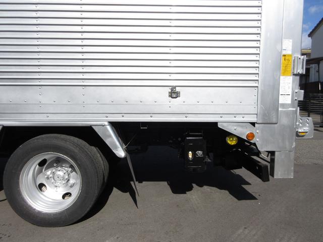 ダイナトラック アルミバン 垂直パワーゲート 内寸445x177x207 標準ロング AT 準中型免許 2t積載 4Lターボ BDG-XZU348 観音ドア交換済み 最大積載量2000キロ 車両総重量5565キロ(72枚目)