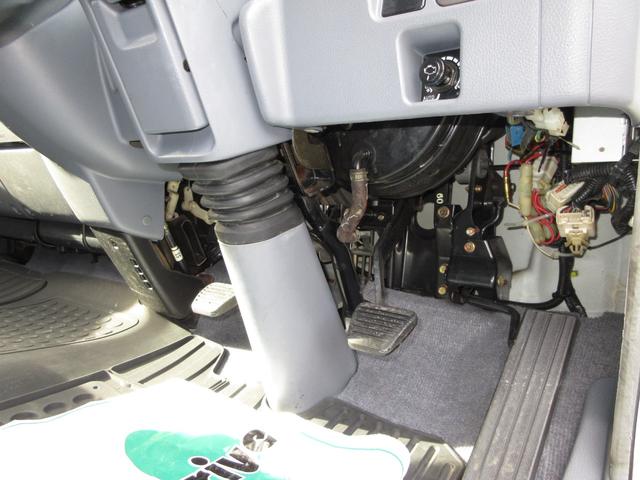 キャンター アルミバン 垂直パワーゲート 内寸508x208x208 5.2ノンターボ 準中型 5速 煤焼きなし 2t積載 コーキング処理済 KK-FE82EG 最大積載量2000キロ 車両総重量5605キロ(42枚目)