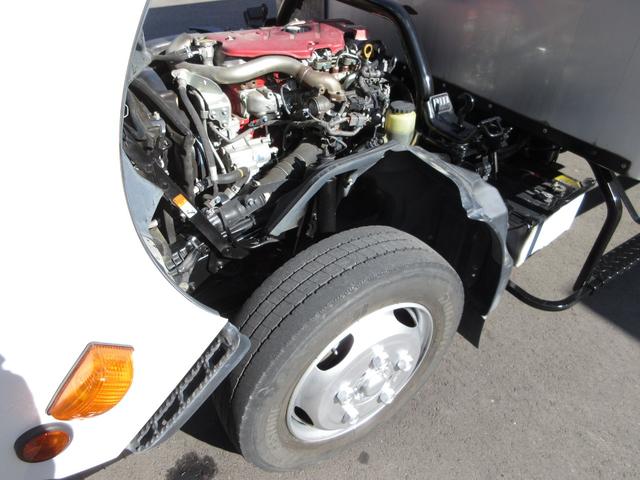 デュトロ アルミバン 標準ロング ボトルカー 内寸117x171x171(後部) 準中型免許 工作車ベース 作業車ベース AT 3t積載 TKG-XZU650M 最大積載量3000キロ 車両総重量6525キロ(59枚目)