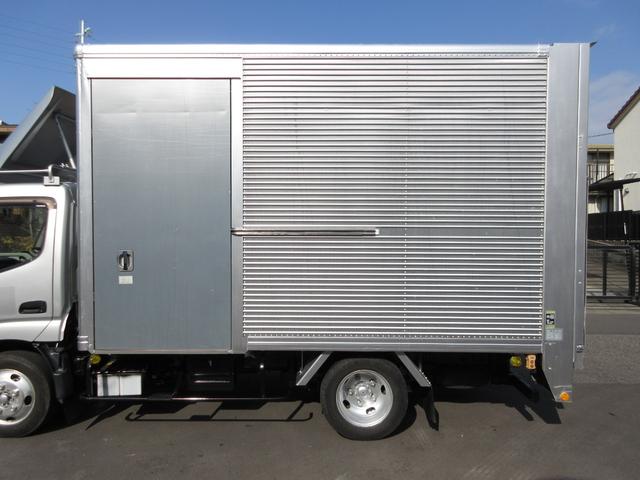 ダイナトラック 　アルミバン　垂直パワーゲート　内寸３７２ｘ１７８ｘ２１６　標準セミロング　準中型免許　ＡＴ　カメラ　４Ｌターボ　ＢＤＧ－ＸＺＵ３３８　コーキング処理済　最大積載量２０００キロ　車両総重量５３７５キロ（23枚目）