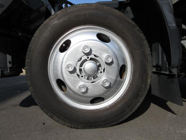 ダイナトラック 　アルミバン　垂直パワーゲート　内寸３７２ｘ１７８ｘ２１６　標準セミロング　準中型免許　ＡＴ　カメラ　４Ｌターボ　ＢＤＧ－ＸＺＵ３３８　コーキング処理済　最大積載量２０００キロ　車両総重量５３７５キロ（50枚目）