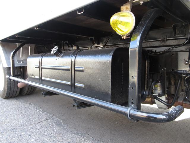 ダイナトラック 　アルミバン　垂直パワーゲート　内寸３７２ｘ１７８ｘ２１６　標準セミロング　準中型免許　ＡＴ　カメラ　４Ｌターボ　ＢＤＧ－ＸＺＵ３３８　コーキング処理済　最大積載量２０００キロ　車両総重量５３７５キロ（63枚目）