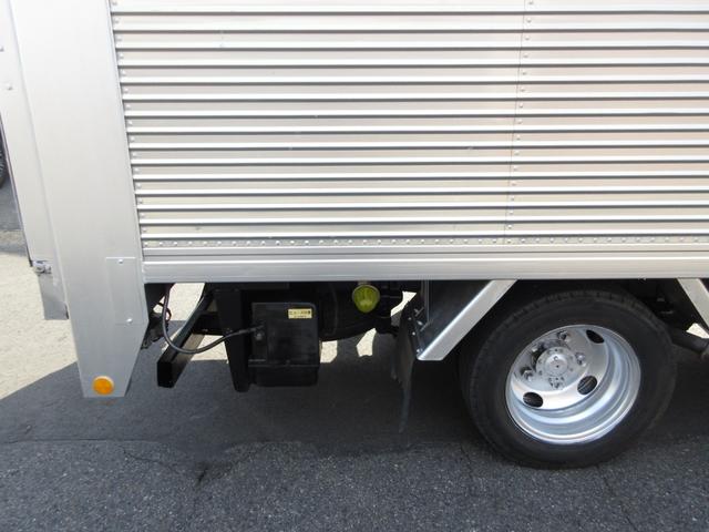 ダイナトラック 　アルミバン　垂直パワーゲート　内寸３７２ｘ１７８ｘ２１６　標準セミロング　準中型免許　ＡＴ　カメラ　４Ｌターボ　ＢＤＧ－ＸＺＵ３３８　コーキング処理済　最大積載量２０００キロ　車両総重量５３７５キロ（68枚目）