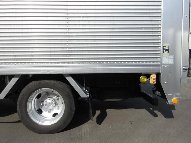 ダイナトラック 　アルミバン　垂直パワーゲート　内寸３７２ｘ１７８ｘ２１６　標準セミロング　準中型免許　ＡＴ　カメラ　４Ｌターボ　ＢＤＧ－ＸＺＵ３３８　コーキング処理済　最大積載量２０００キロ　車両総重量５３７５キロ（72枚目）