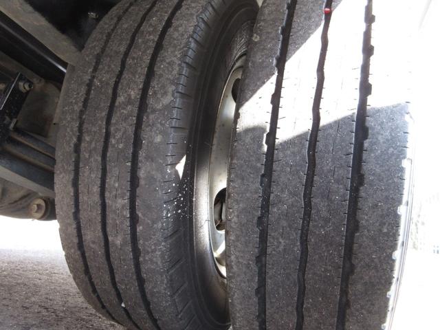 ダイナトラック 　アルミバン　垂直パワーゲート　内寸３７２ｘ１７８ｘ２１６　標準セミロング　準中型免許　ＡＴ　カメラ　４Ｌターボ　ＢＤＧ－ＸＺＵ３３８　コーキング処理済　最大積載量２０００キロ　車両総重量５３７５キロ（76枚目）