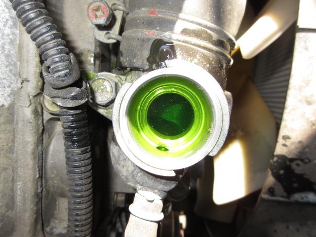 キャンター 　アルミバン　マルチパワーゲート　内寸４３９ｘ２０９ｘ２０９　４．９Ｌターボ　準中型　６速　煤焼きなし　２ｔ積載　コーキング処理済　ＫＫ－ＦＥ８２ＤＥＶ　最大積載量２０００キロ　車両総重量５８２５キロ（53枚目）