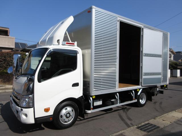 デュトロ 　アルミバン　マルチパワーゲート　内寸４６２ｘ２０７ｘ２３７　ワイドロング　サイドドア　カメラ　スマートキー　４Ｌターボ　６速　２ＫＧ－ＸＺＵ７１０Ｍ　最大積載量２０００キロ　車両総重量５９６５キロ（2枚目）