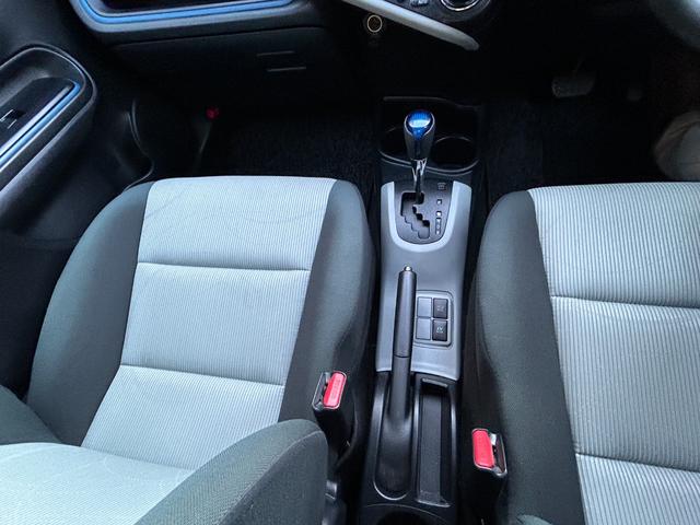 アクア Ｓ　地デジナビＴＶ　　Ｂｌｕｅｔｏｏｔｈ　バックカメラ　キーレスタイプ　リアスポイラー（20枚目）